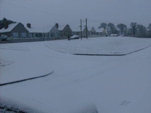 Snow returns. Snow returns.