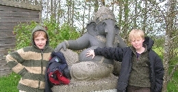 The statue I want! The statue I want!